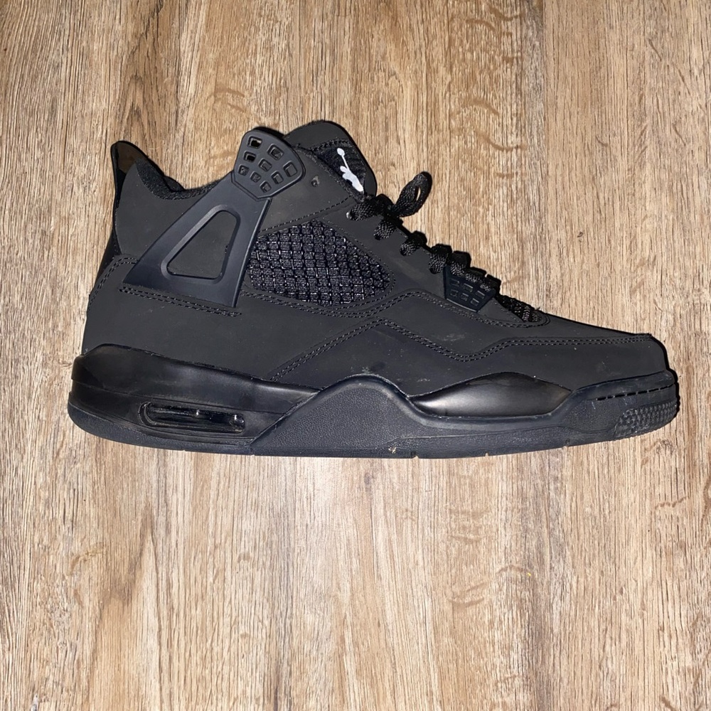 Jordan 4 all black size 11